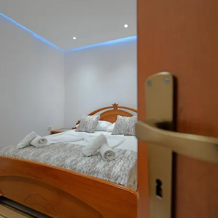 Apartment Florenc *